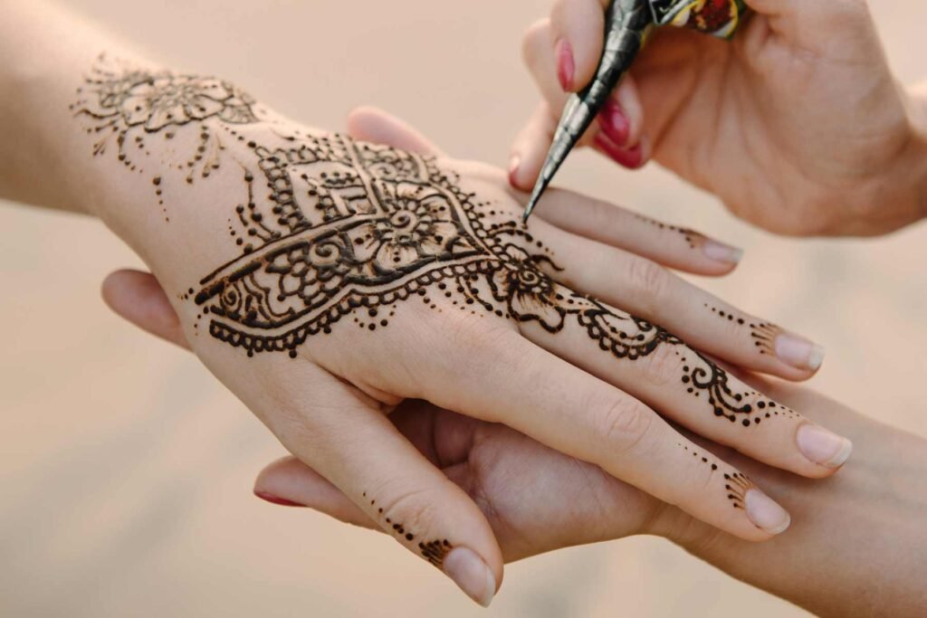 The Cost Of Henna Tattoos: How Much Do Henna Tattoos Cost
