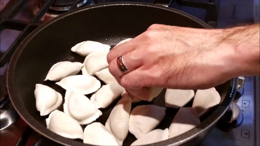Efficiently Cook Frozen Dumplings Pan Fry – Ultimate Guide
